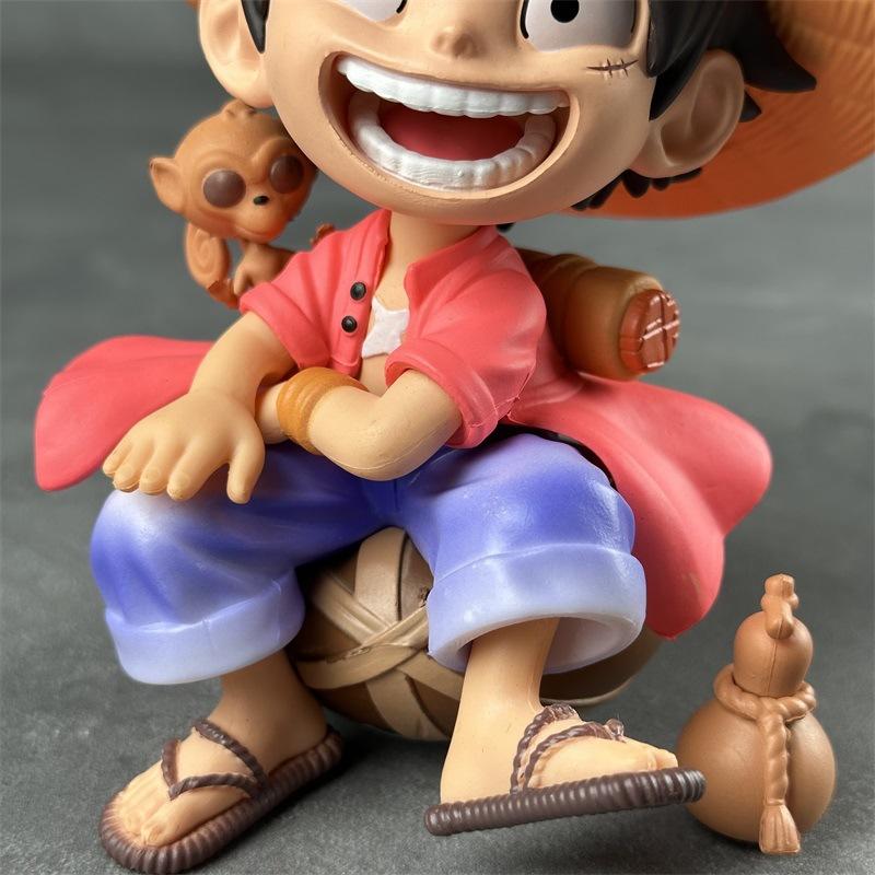 One Piece Chibi Luffy / Zoro Cute Anime Figure Collectible Gift