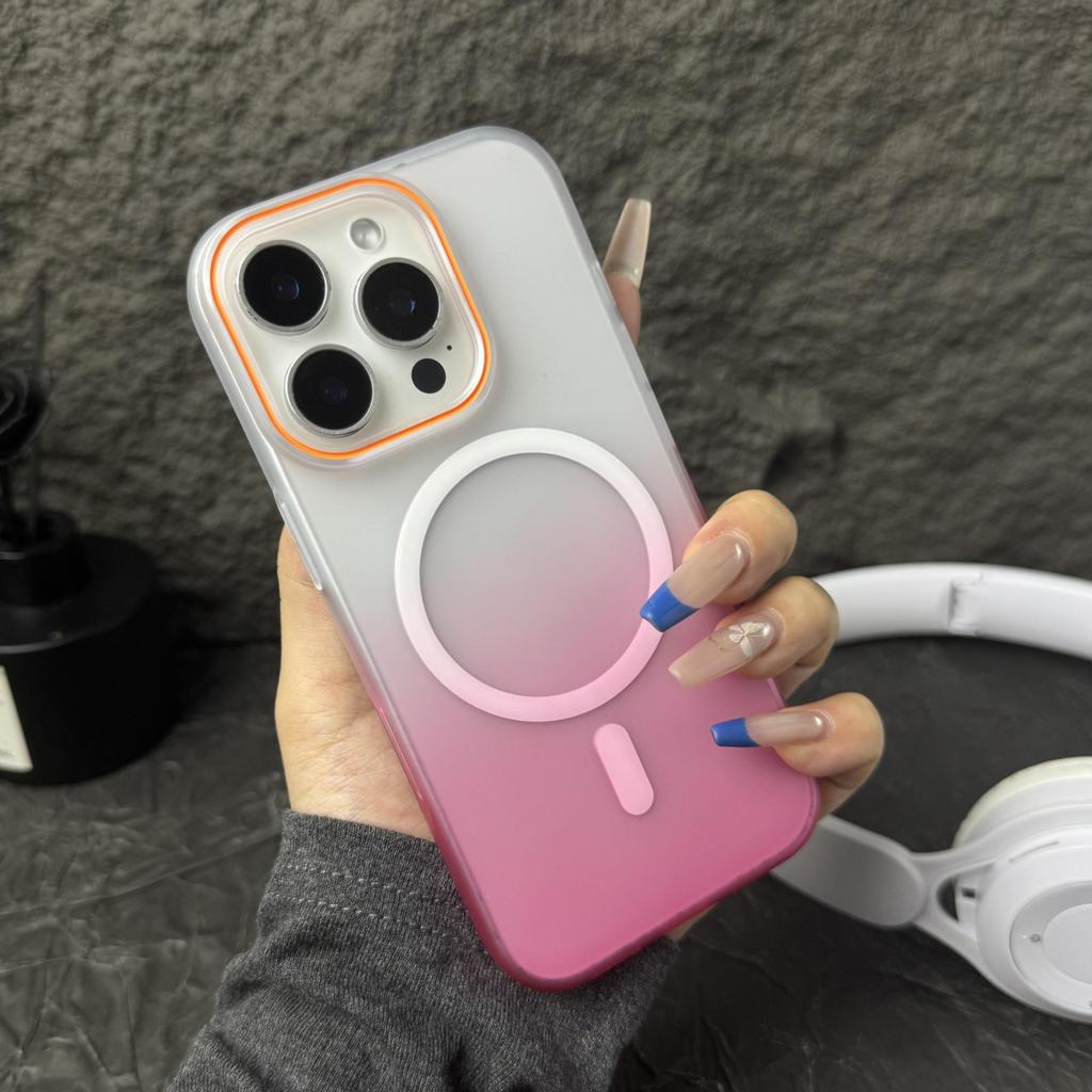 Совместимо с iPhone 17 PRO MAX: Мягкий градиентный цвет, ультратонкий, магнитный, противоударный, защитный чехол.