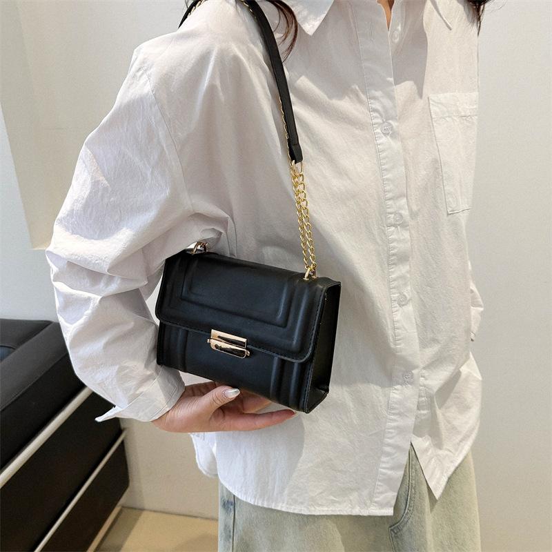 Весенняя новая модная сумка через плечо с цепочкой для женщин Простая и модная темпераментная и персонализированная сумка через плечо