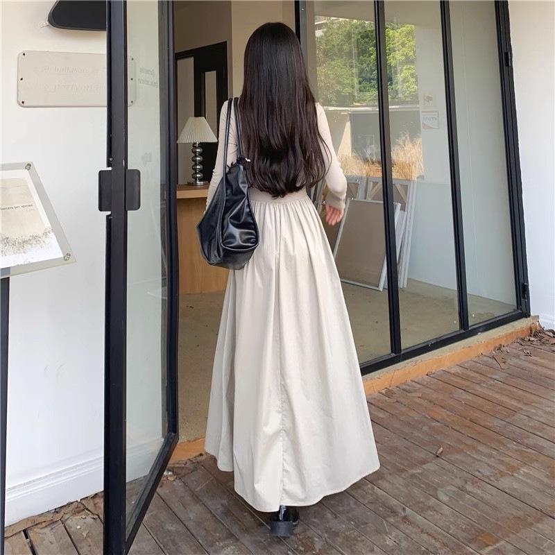 Платье в стиле Хепберн с длинным рукавом и квадратным вырезом - Женская коллекция весна 2024