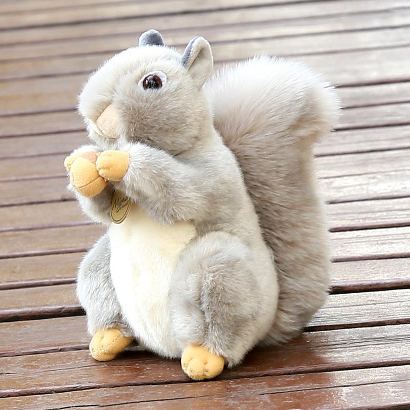 Simulation Hold Hazelnut Squirrel Plush Toy Stuffed Lifelike Big Tail Squirrel Plushies For Kids Birthday Gift Garden Decor DOll