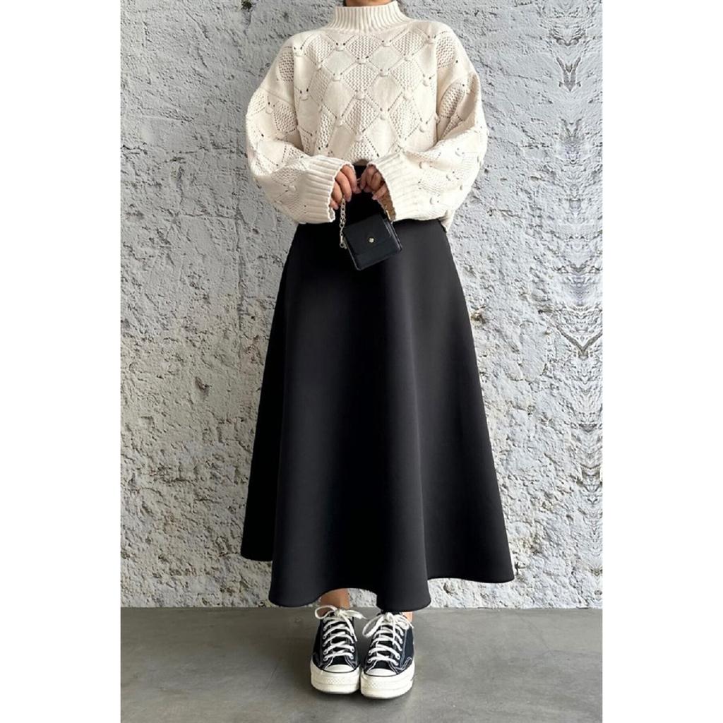 Черная юбка с пышной юбкой и аквалангом