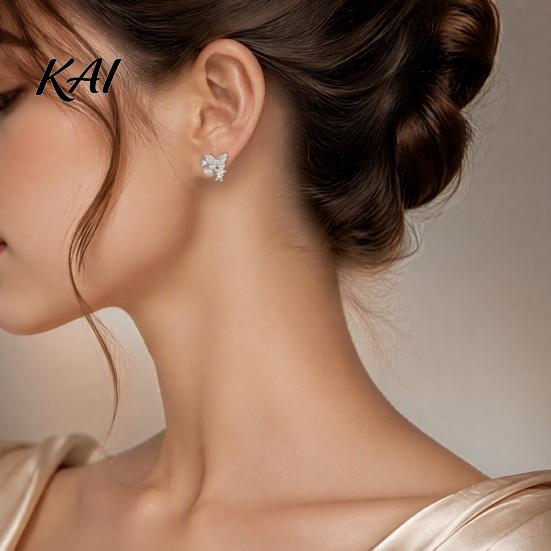 Comfortable Daily Wear Jewelry 1 Pair Butterfly Stud Earrings for Women, Sparkly Rhinestone Faux Pearl Light Luxury Earrings, Glitter Cubic