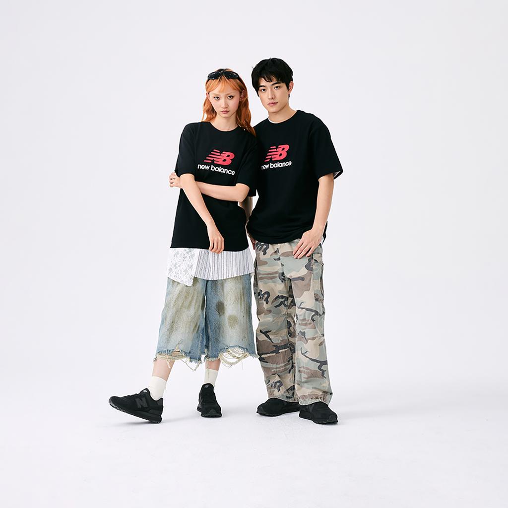 New Balance logo-print T-shirt MT51500-BK