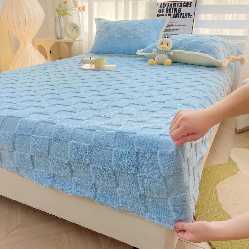 Warm Fitted Bed Sheet Taff Velvet Fleece Bed Linen Coral Fleece Bed Sheet with Elastic Band Bedsheet Mattress Protection Cover(No Pillowcase)