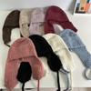 Girls Are Sweet and Cute Flying Hats, Autumn and Winter Cold-proof Ear Protectors, Wool Hats, Retro Solid Color Lei Feng Hats Show Small Face