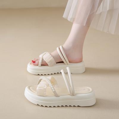 Модные тапочки Женская летняя обувь Шлепанцы Pantofle Плоская резина 2025 Скандальная обувь Тапочки Женские летние шлепанцы Pantofle Резина Плоские 20