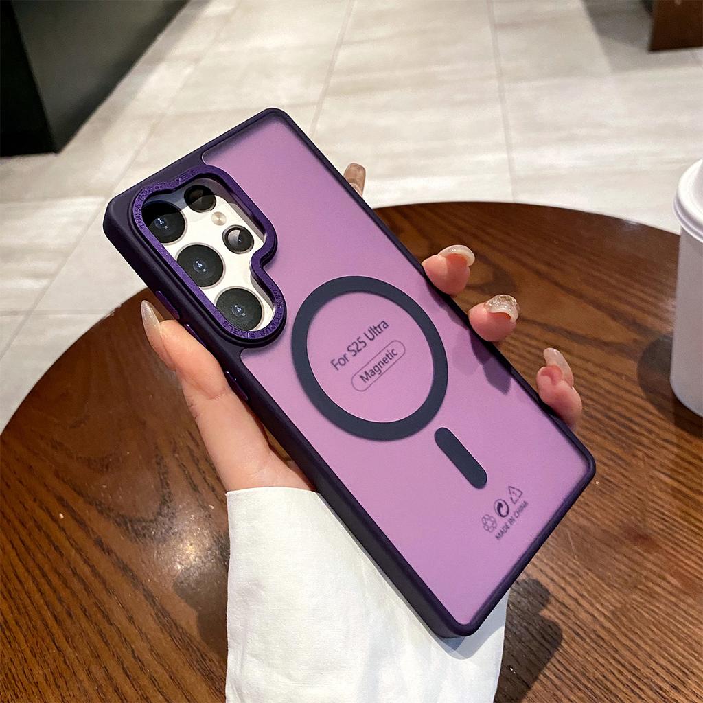 Hardware Camera Frame Frosted Skin Magnetic Phone Case for Apple 16pro Simple High-end Magnetic Phone Case New Style