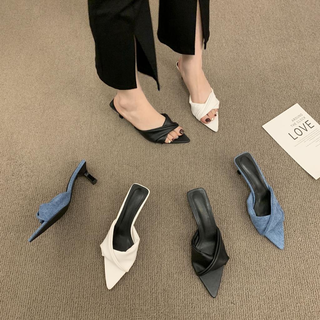 Весенние остроносые джинсовые синие домашние тапочки с открытым носом, сказочный стиль, шпилька, высокий каблук, однополосные шлепанцы с бантом