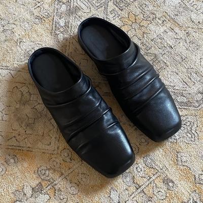 Версия из коровьей кожи~ нишевая плиссированная кожаная сумка на толстой подошве, шлепанцы с квадратным носком для женщин, мягкие и полностью закрывающие, одинарные туфли, тренд