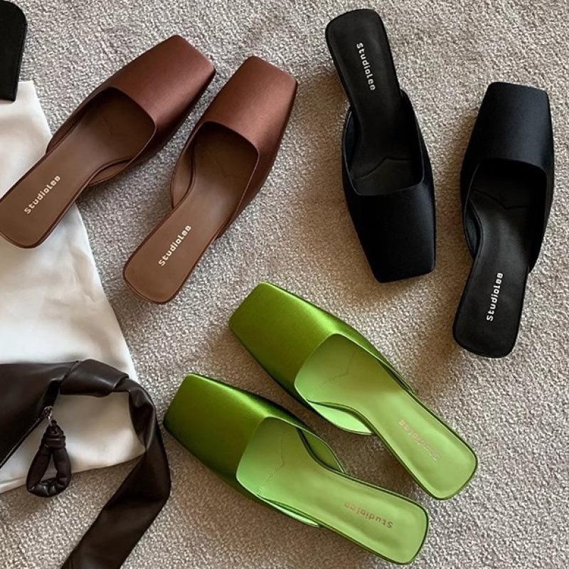 Туфли Квадратный Носок Светлый Вырез Шелковый Сатин Треугольный Каблук Крутые Шлепанцы Женские