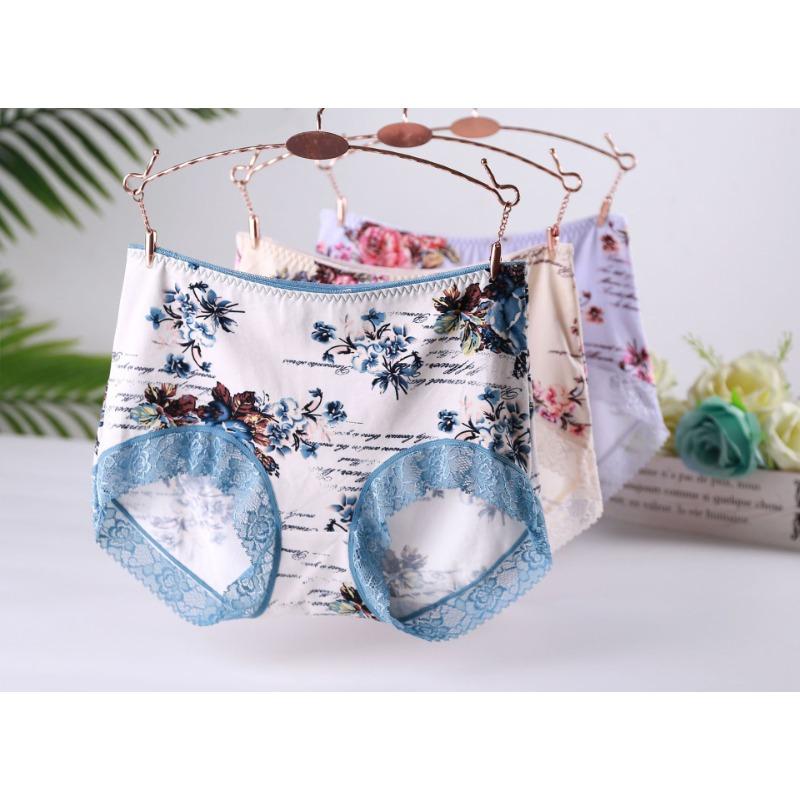 Нижнее белье из хлопка со средней талией, эластичные, дышащие, с принтом, кружевные трусики с треугольными чашечками