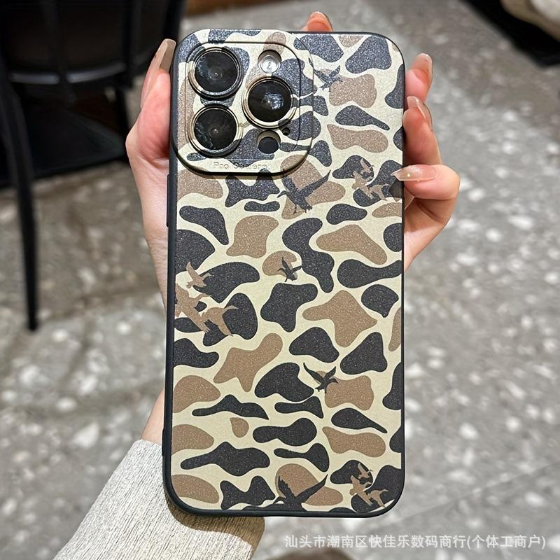 Камуфляжный пятнистый чехол подходит для iPhone 11/12/13/14/15/16 Pro Max, чехол для iPhone 17 Pro является противоударным