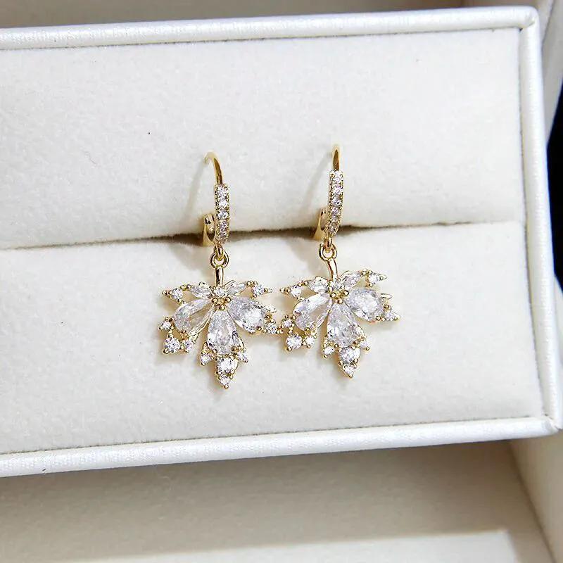 Vintage Cubic Zirconia Red Maple Leaf Earrings for Women Temperament Wedding Earrings Party Jewelry Gift