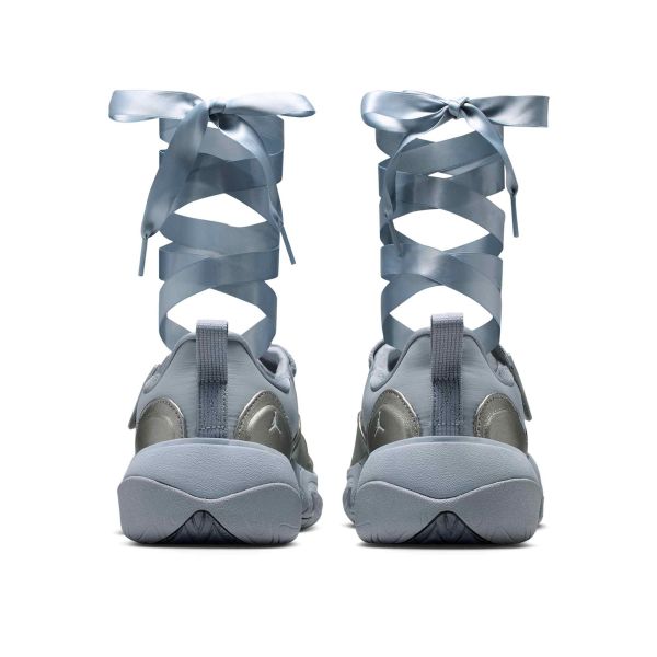Кроссовки Air Jordan Pointe Металлический Серебристый Женские Дымно-Серый Photon-Dust IB8597-002