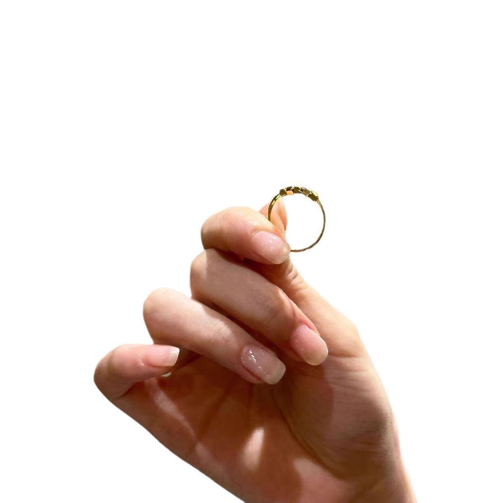 Золотое кольцо с квадратными бусинами, Легкая роскошь и универсальный счастливый дизайн, Открытый дизайн.