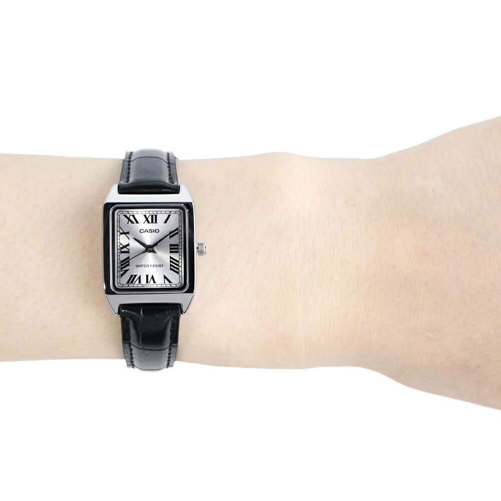 CASIO Casio Casio Стандартные дешевые часы Casio Chipkashi женские кварцевые латунные кожаные черные серебристые LTP-V007L-7B1 [Товар]