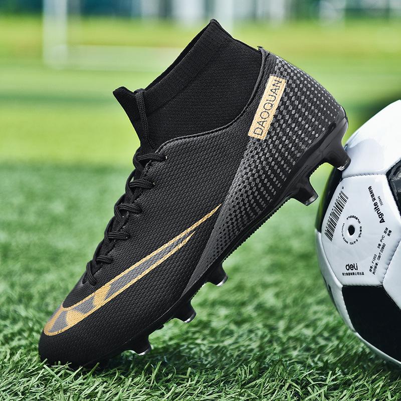 Футбольные бутсы высокие с шипами для искусственного газона кожаные для ног мужские и женские шипы для соревнований студенческие тренировочные бутсы цельные 2025