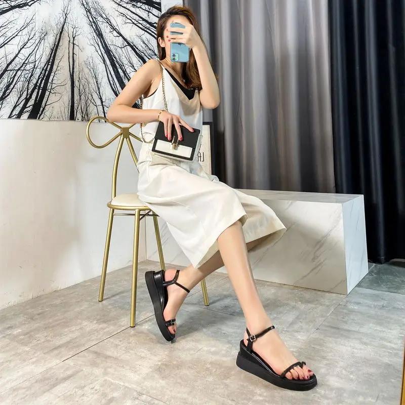 Fashion Buckles Heeled Comfortable and Elegant Woman Shoes Korea Casual High Quality Vintage New Breathable Fashion Sandals for Women