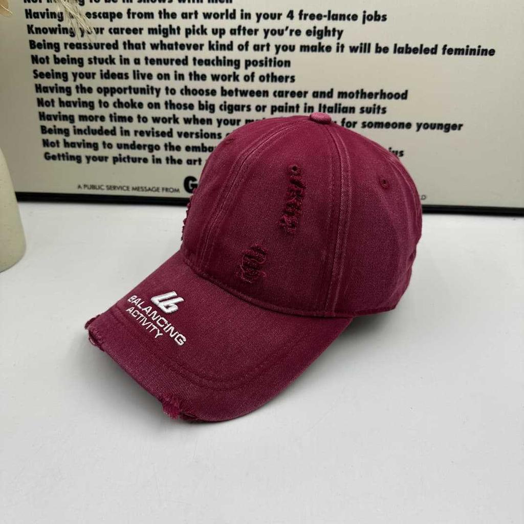 Vintage brim letter embroidered baseball cap women's casual versatile peaked cap, broken hole showing face small wide brim sun hat