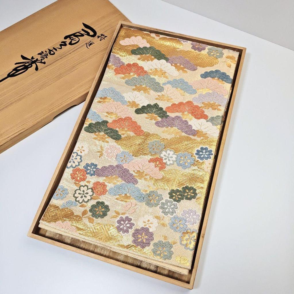 Used H-856 Fukuro obi, pure silk, six pieces, gold thread, Karaori, pine flower pattern, Saaya shape