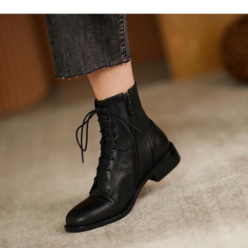 Женские черные ботинки Martin в британском стиле — натуральная мягкая кожа, средний каблук, мягкая подошва, короткие ботинки для весны и осени.