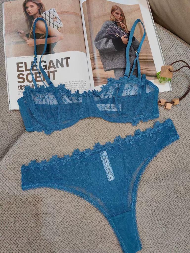 European and American sexy underwear ultra-thin perspective half cup embroidered lace bra large chest small large size French underwear set