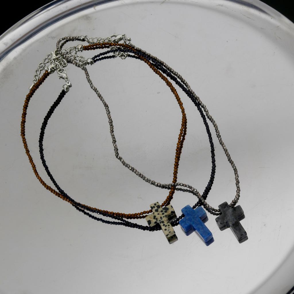 Ожерелье ручной работы из необработанных камней, ожерелье из натурального камня с крестом