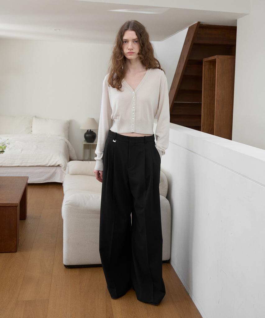 FROMWHERE Signature Wide Pintuck Trousers Black