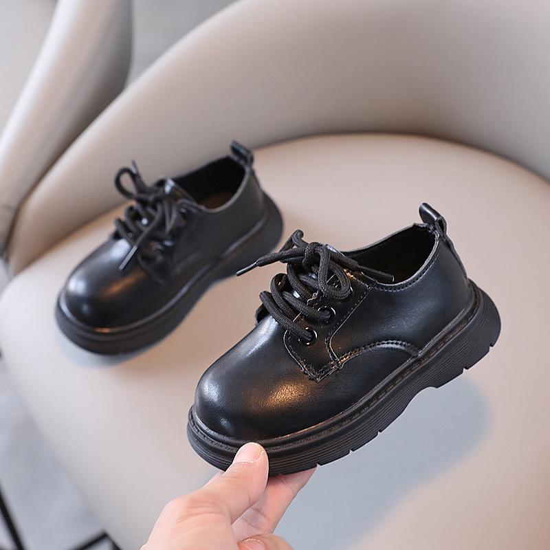 "Boys' 2024 British Style Casual Leather Shoes - Solid Color, Fashionable Children's Single Shoes"