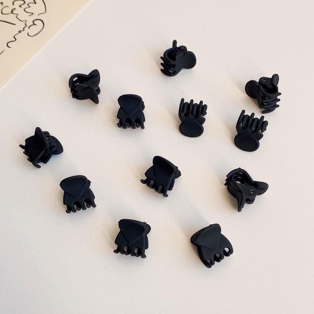 Мини черная заколка-краб для челки и пучков