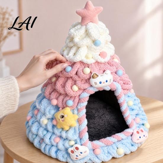 Festive Cat Furniture Christmas Tree Bed Foldable Semi-Enclosed Felt Cave 3D Shaped Comfortable Den Holiday Pet House Soft Yarn Hideaway for Indoor