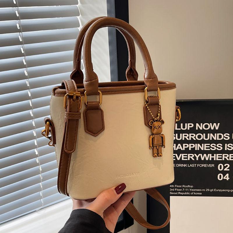 Bag Women's New Messenger Bag Fashion Versatile Handbag