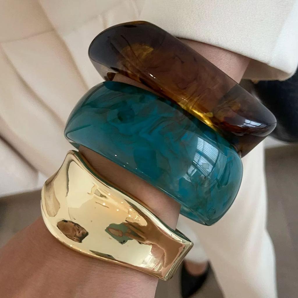 Ingemark 3 Styles Boho Irregular Chunky Resin Wide Bangles for Women Trendy Vintage Metal Spring Bracelets Party Daily Jewelry