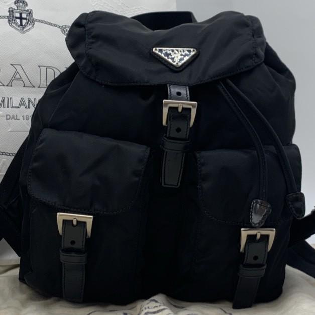 Prada Ткань Нейлон Рюкзак Рюкзак Daypack Кожа Черный Женский Треугольная Пластина с Логотипом