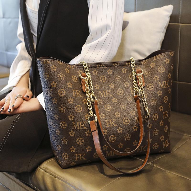 Премиальная печать большая сумка женская осень и зима новая мода для поездок универсальная большая вместимость на плечо сумка-тоут тренд