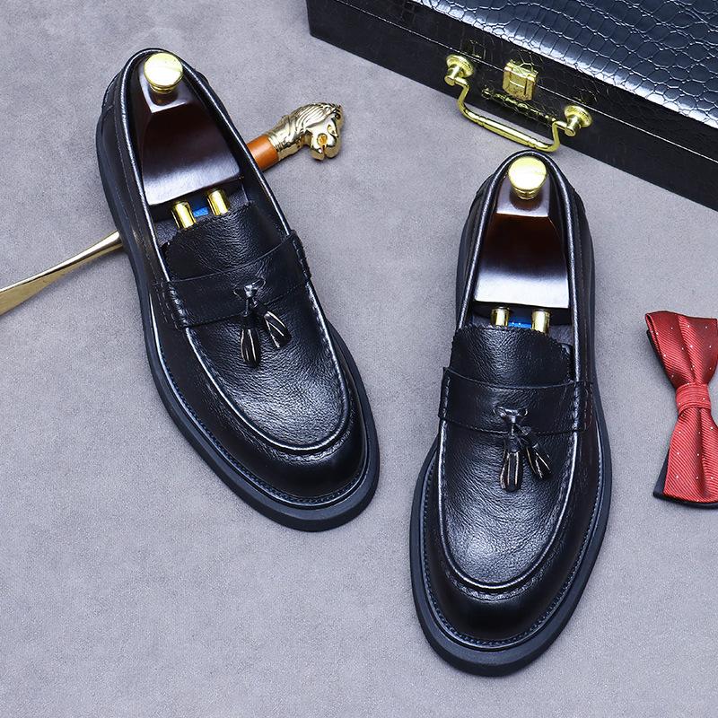 Бренд Дизайн Мужская обувь из натуральной кожи Мокасины Мужские лоферы с кисточками Винтажные туфли без застежек Повседневная мужская обувь для светских мероприятий