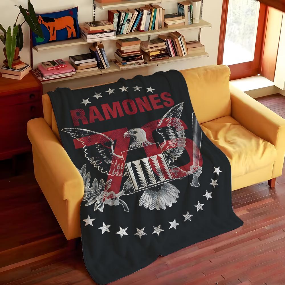 Музыкальный плед The R-Ramones Throw Flannel, Уютный с принтом, Портативный, Прочный, Машинная стирка, Милый, Крутой