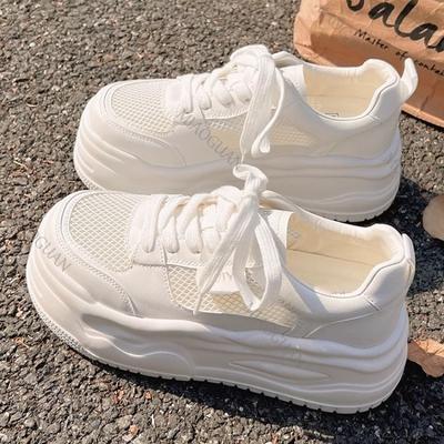 Модные новые летние туфли на толстой подошве с круглым носком, шнуровкой, повседневные, белые, вулканизированные. Удобные модные сетчатые кроссовки на плоской подошве для женщин