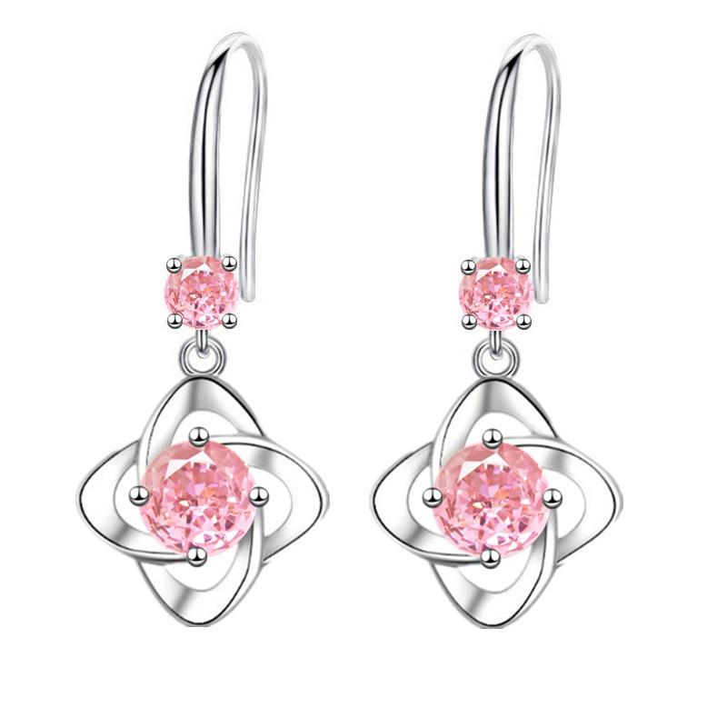 Four Leaf Clover Earrings Female Senior Sense of Wild Flowers Earrings Long Senior Sense of Temperament Ear Hooks