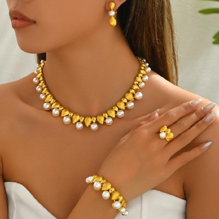 Универсальные жемчужные ювелирные ансамбли Ожерелье Браслет Серьги Кольца Набор Украшение для Повседневных Элегантных Нарядов