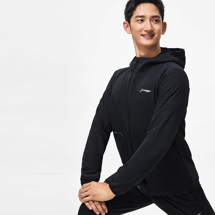 Li Ning Running Series Logo Print Светоотражающая флисовая толстая спортивная куртка Мужские куртки черного цвета AFDT623-1