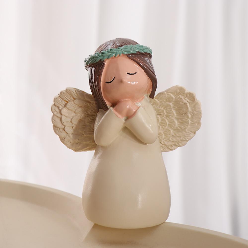 Resin Winged Angel Figurine Creative Design Pray Girl Ornaments Cherub Statue Home Decoration