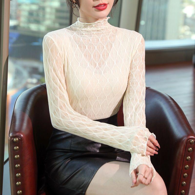 Кружевная нижняя рубашка с длинными рукавами. Тонкая весенне-осенняя верхняя одежда. Универсальное покрытие и облегающий крой.