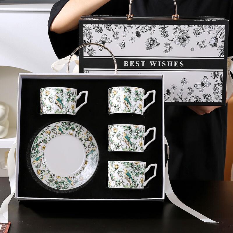 Элегантный подарочный набор из керамической чашки и блюдца (2 чашки, 2 блюдца)