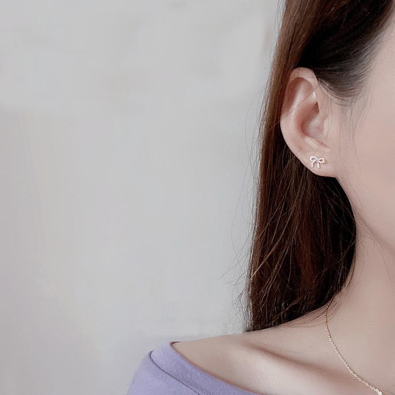 Серьги-гвоздики из серебра 925 пробы, женская мода, милые, крошечные, с прозрачным бантиком, подарок для девочек, подростков, женщин