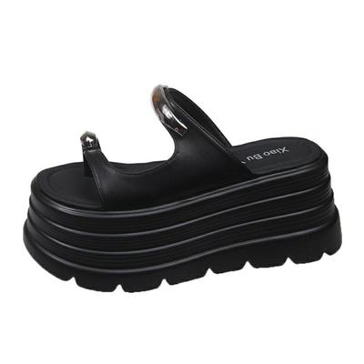 Мода 2025 Новые летние туфли на танкетке, шлепанцы, каблук 8 см, сандалии с открытым носком, женская пляжная обувь на плоской подошве, женские мокасины, кожаные шлепанцы