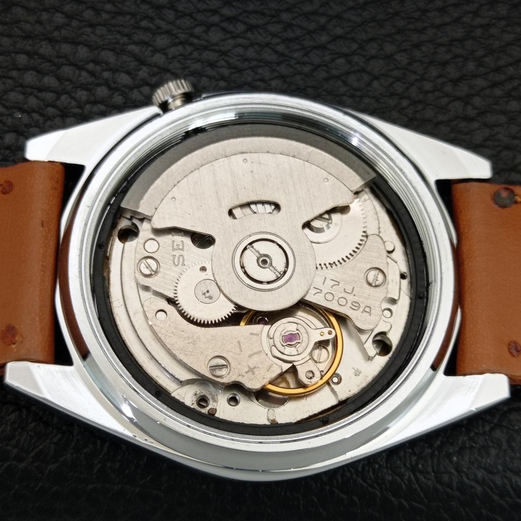 ОТРЕМОНТИРОВАННЫЕ МУЖСКИЕ ЯПОНСКИЕ АВТОМАТИЧЕСКИЕ ВИНТАЖНЫЕ ЧАСЫ SEIKO БЕЛЫЙ ЦИФЕРБЛАТ a445603-1