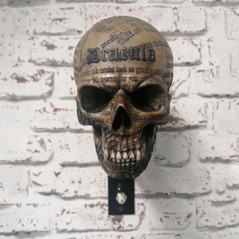 Держатель для шлема мотоцикла в форме черепа, стойка для хранения шлема, настенное крепление, вешалка для шляп из смолы для пальто, кепок, бейсбольных мячей и шлема для регби