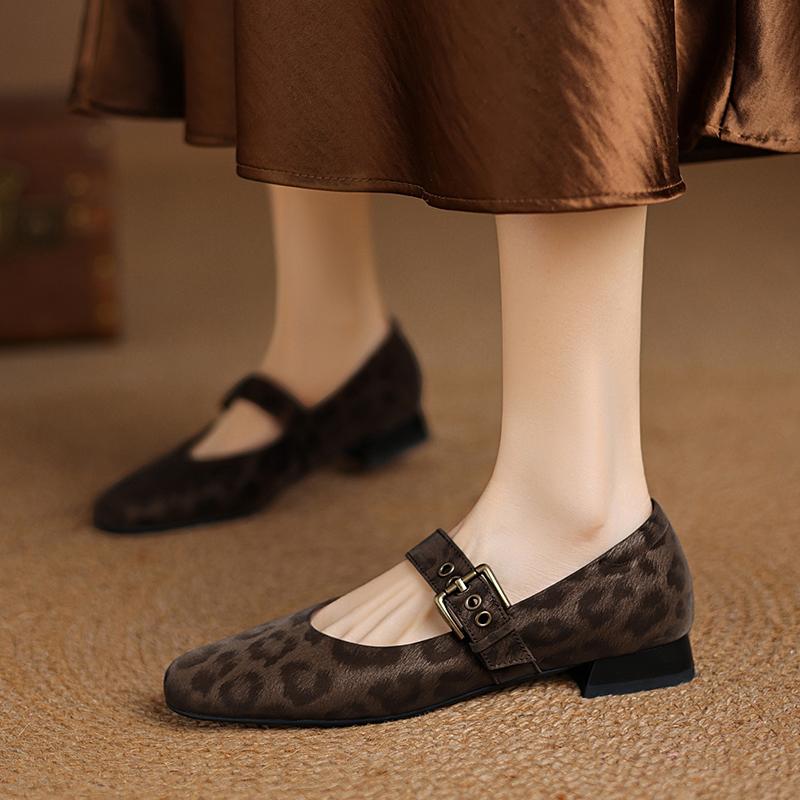 Fashion 2025 New Spring Women Pumps Round Toe Low Heel Shoes Genuine Leather Women Shoes Concise Ladies Mary Janes Shoes Brown Big Size